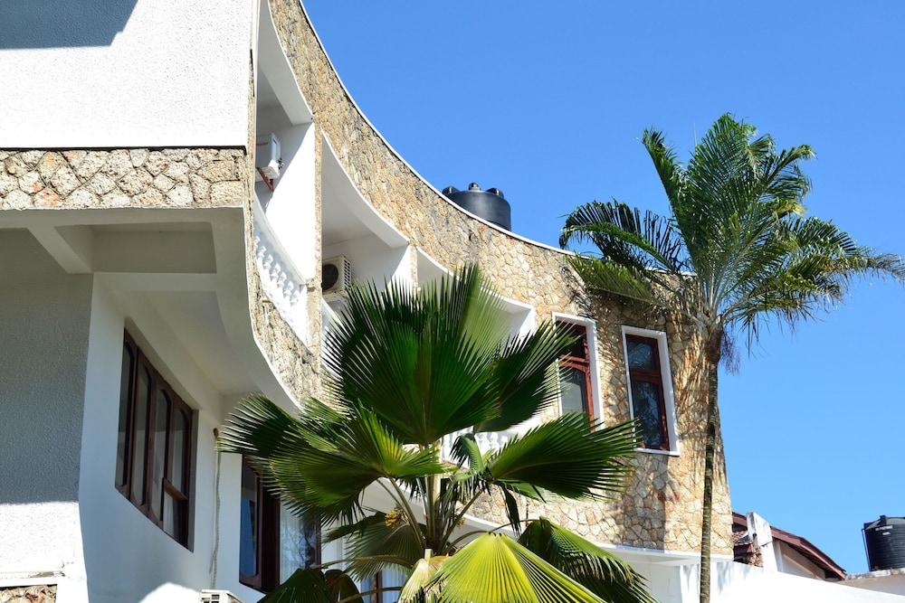 Spacey Hotel - last minute hotel in Dar Es Salaam