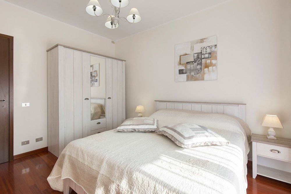Impero House Rent D'Azeglio — 4-Star Luxury Hotel in Stresa, Italy