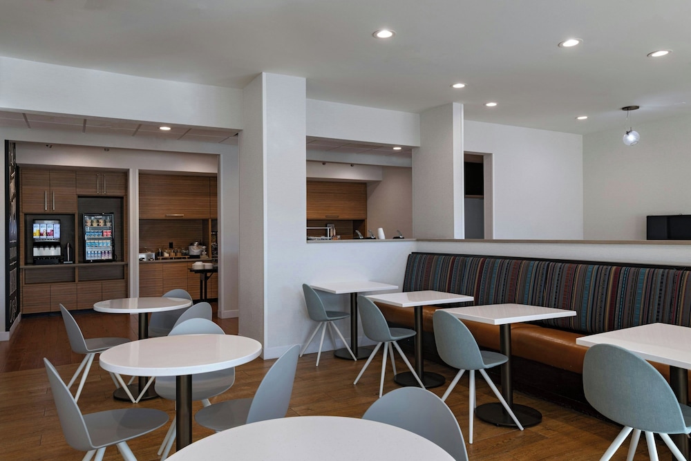 TownePlace Suites by Marriott Ames - photo 64