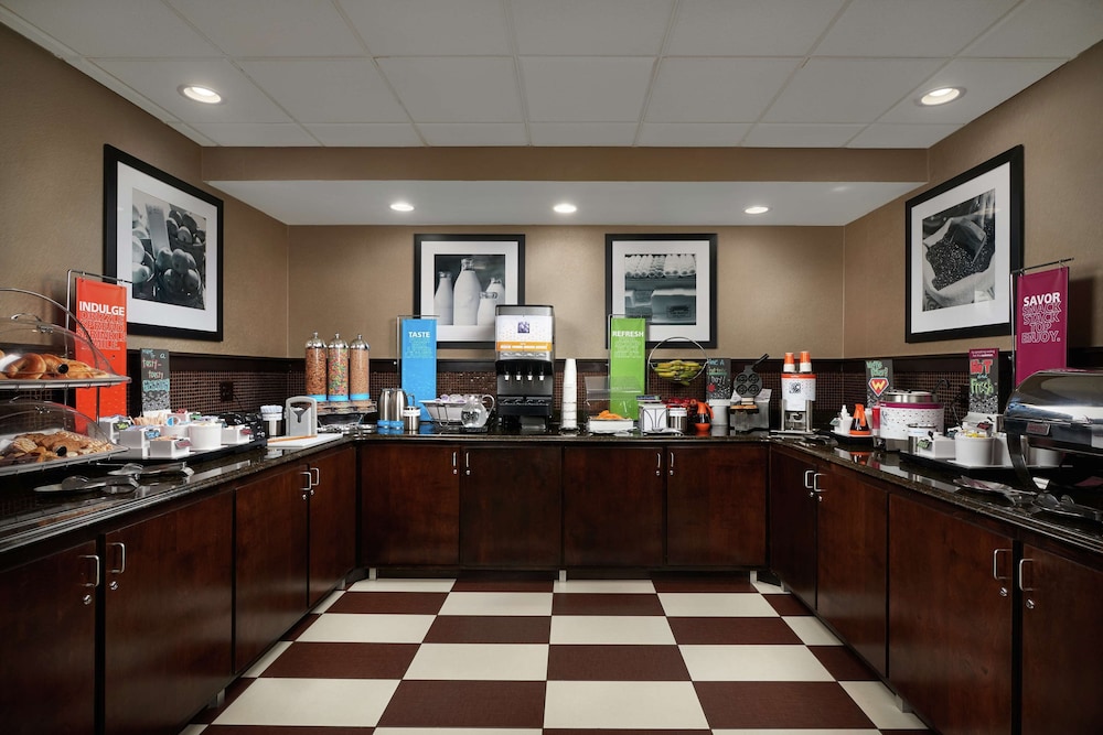 Hampton Inn Louisville I 65 @ Brooks Rd. - photo 15