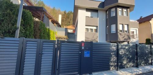 Villa Berta Tuzla 302 Luxury Apartment Free Private Secured Parking — 4-Star Luxury Hotel in Tuzla, Bosnia and Herzegovina