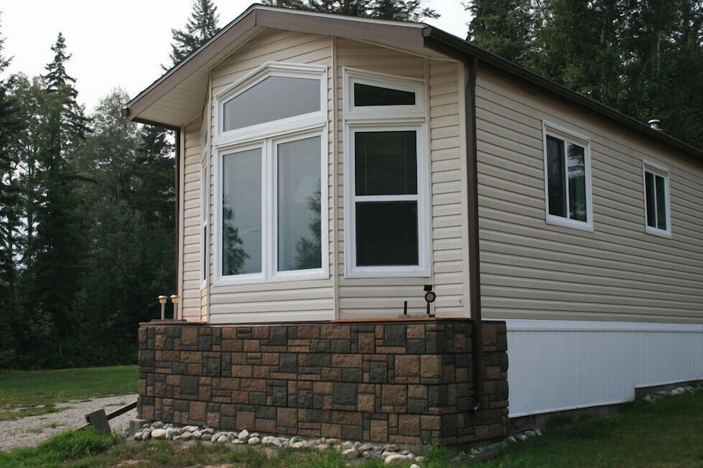 Mardal’s Hideaway in Golden, Canada