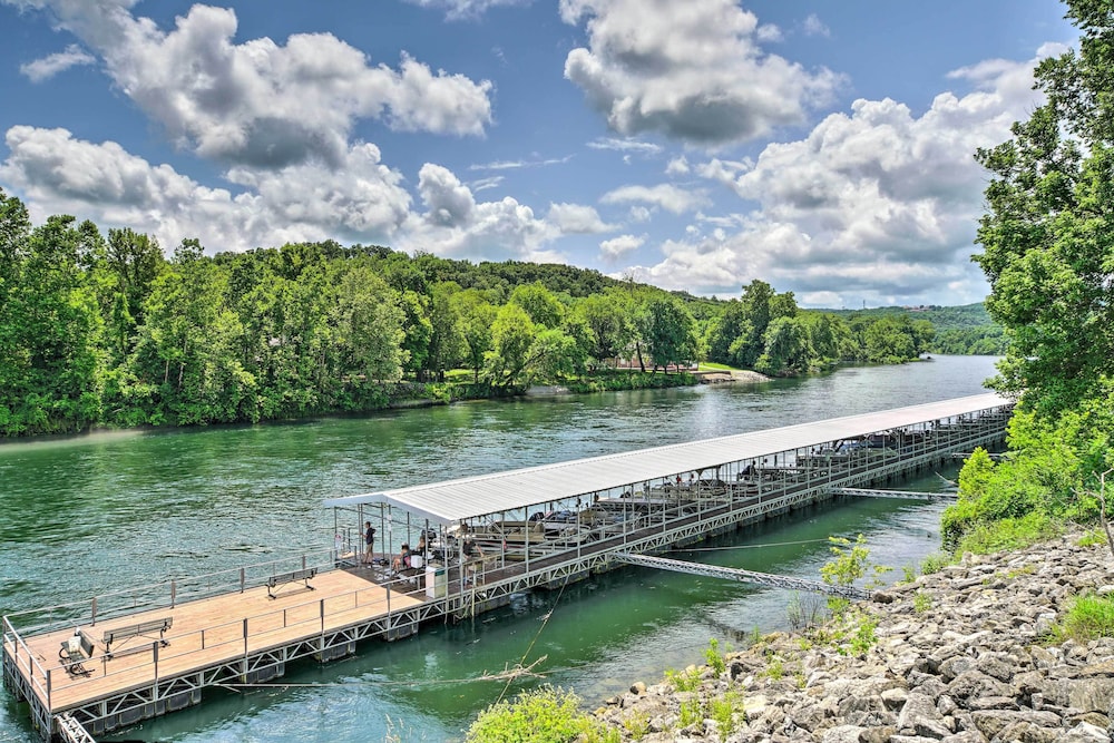 Branson Condo with Resort Amenities and Marina Views - photo 14
