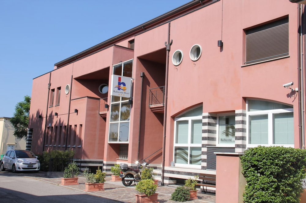 Hotel Rubicone — hotel in Savignano Sul Rubicone