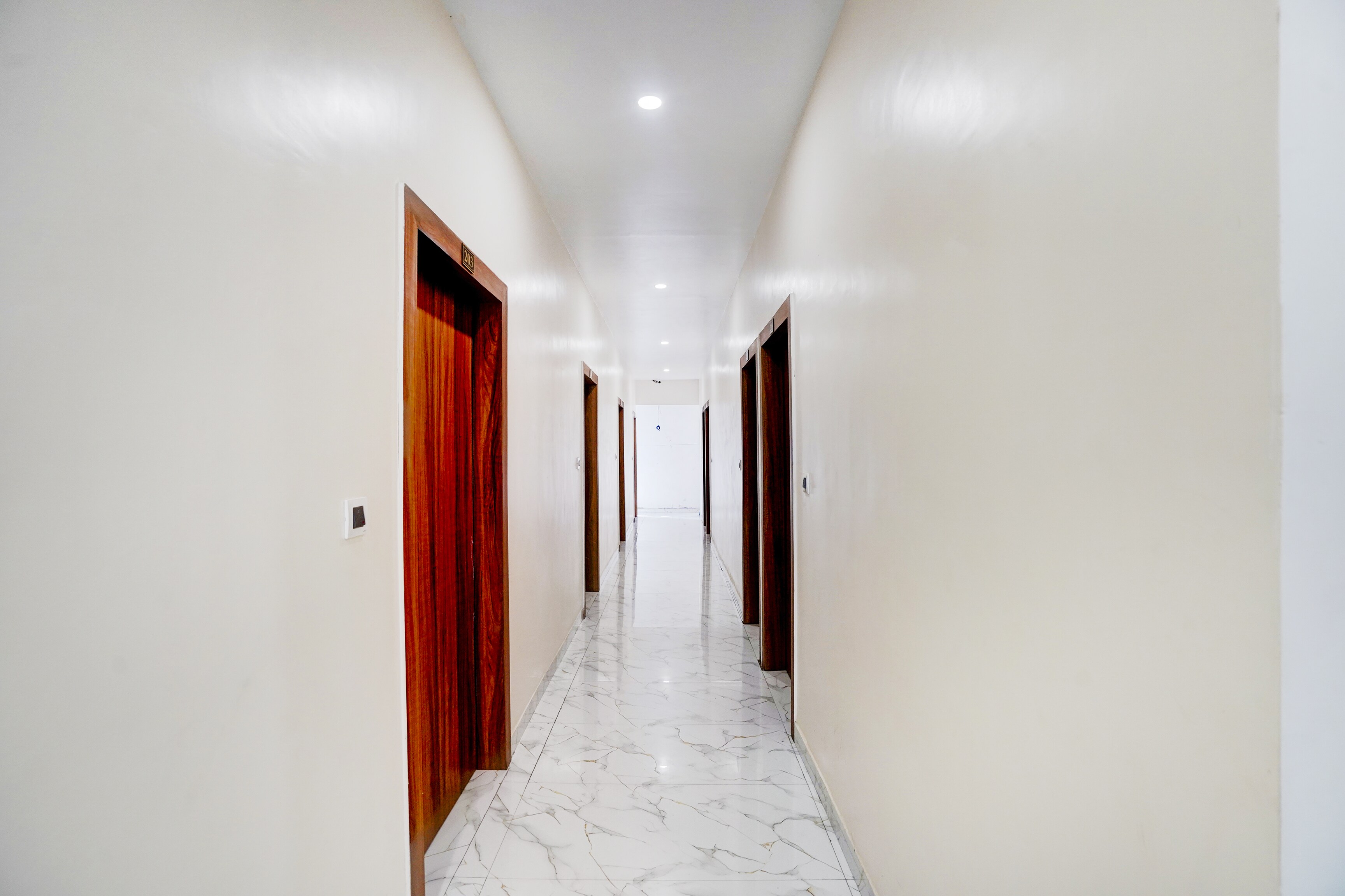 Hotel O Madhvam — Allahabad — photo 3