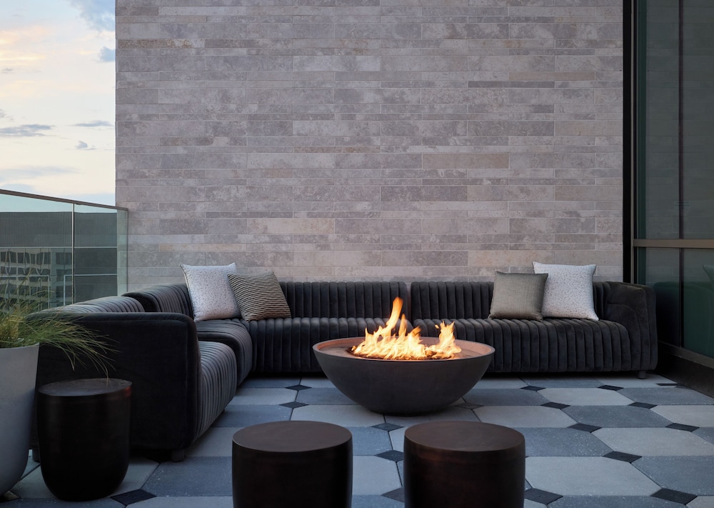 Kimpton Claret Hotel by IHG - photo 101