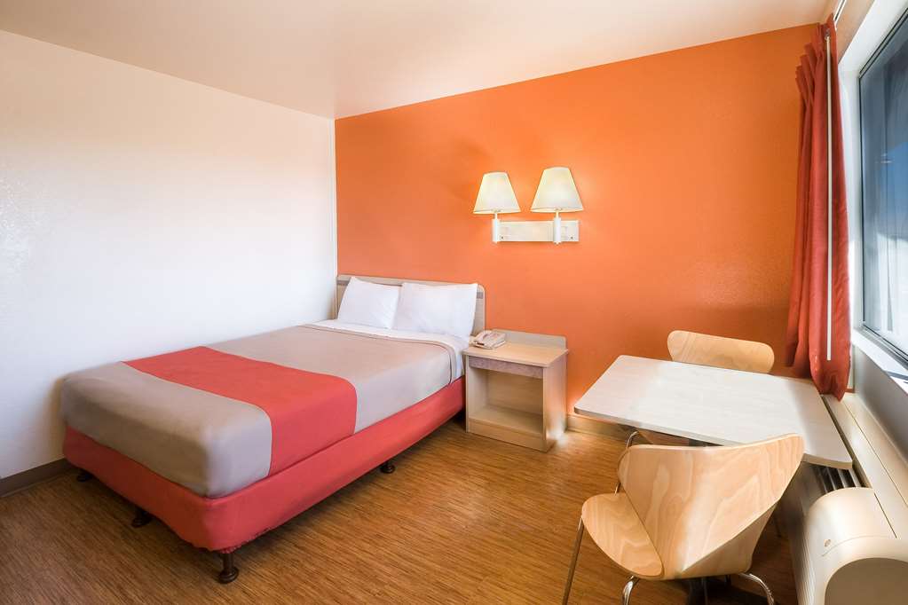 Motel 6 Pendleton OR - photo 9