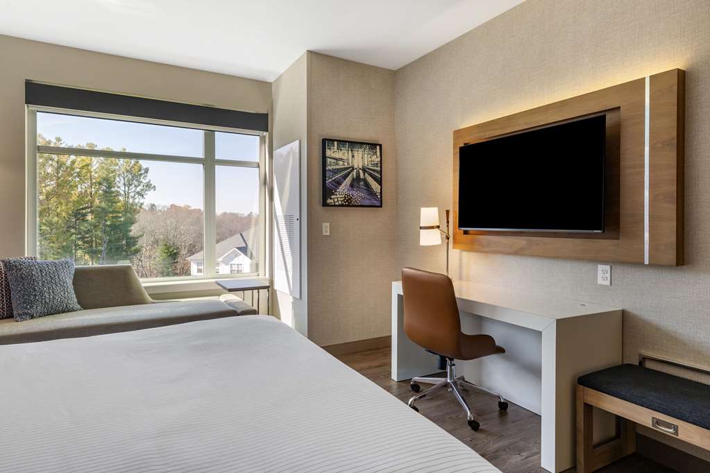Cambria Hotel Manchester South Windsor - photo 16