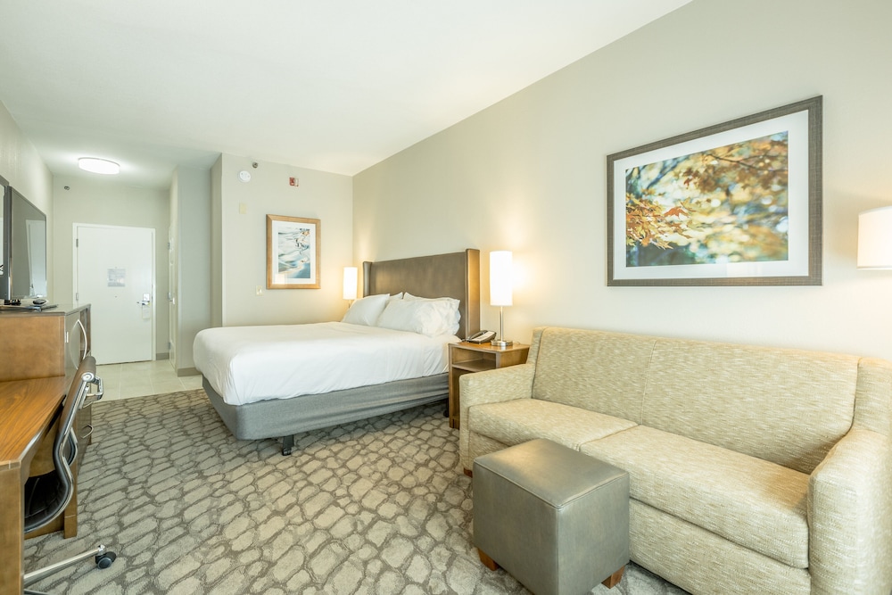 Holiday Inn Hotel & Suites Peachtree City by IHG - photo 24