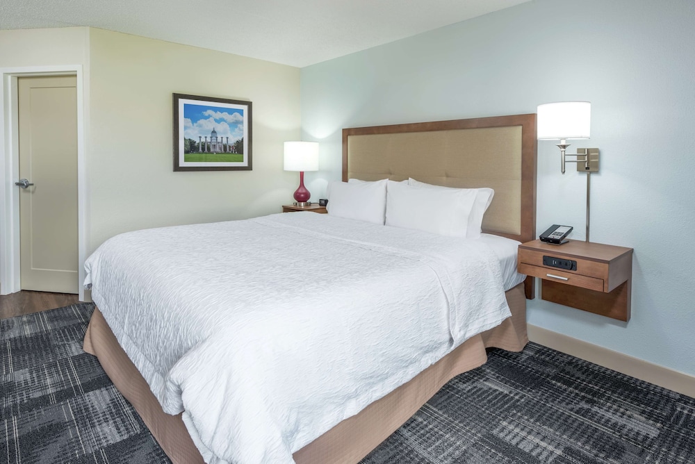 Hampton Inn Columbia - photo 21