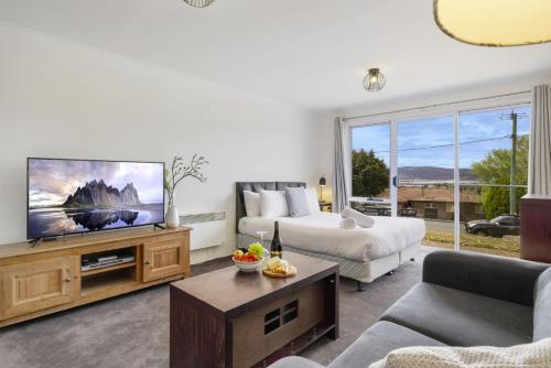 Cascades Retreat in Jindabyne, Australia