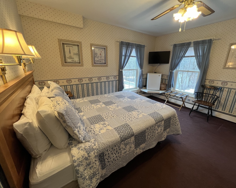 Echo Lake Inn - photo 25