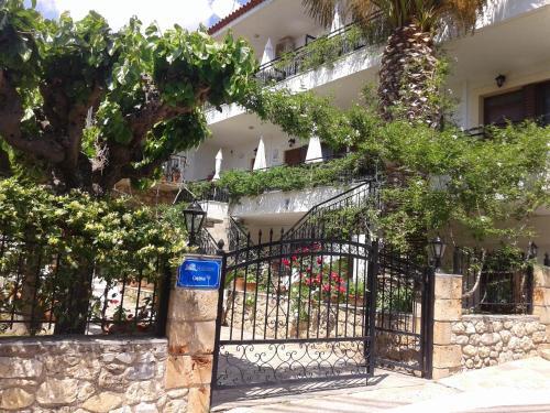 Ostria Maisonettes and Studios in Kardamyli, Greece