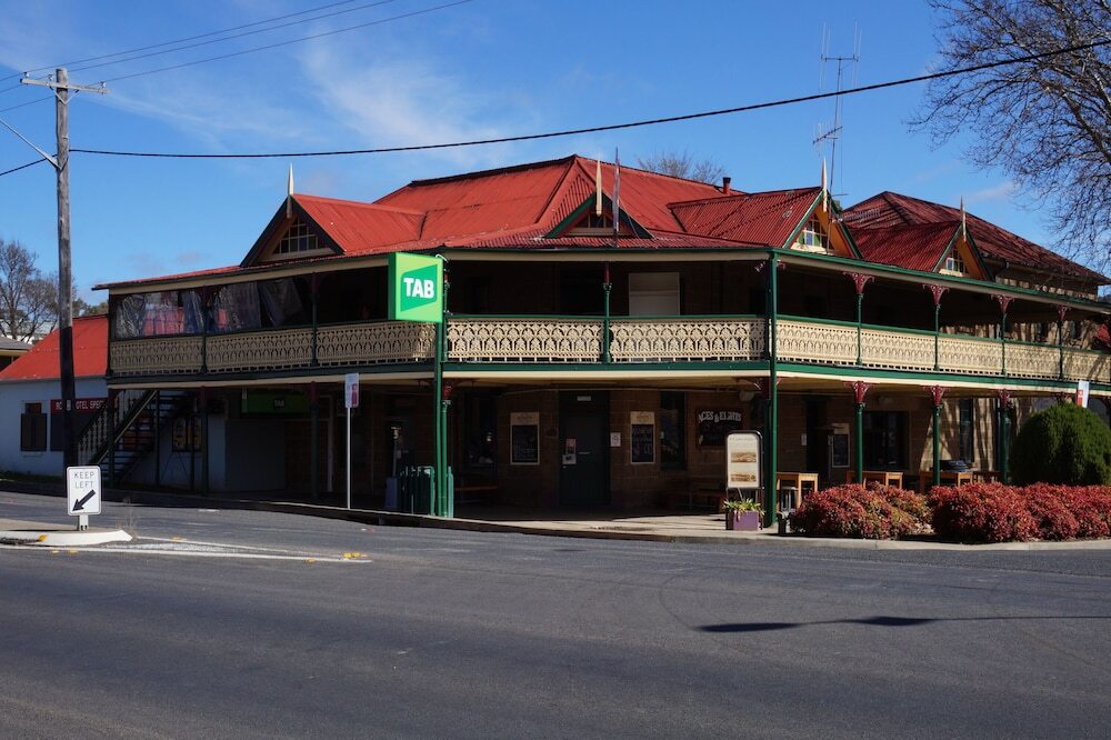 Royal Hotel Cooma — Cooma