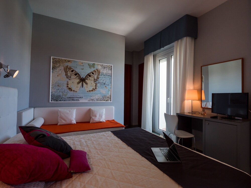 Hotel Metropol — hotel in Senigallia