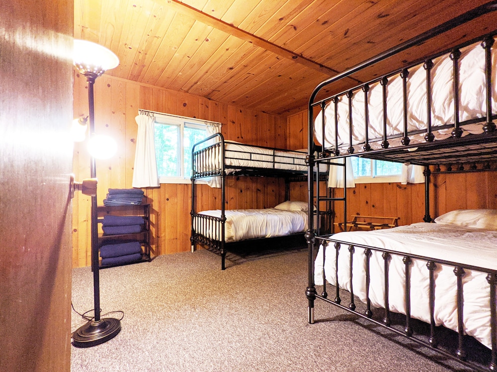 Coadys' Point of View Lake Resort - photo 130
