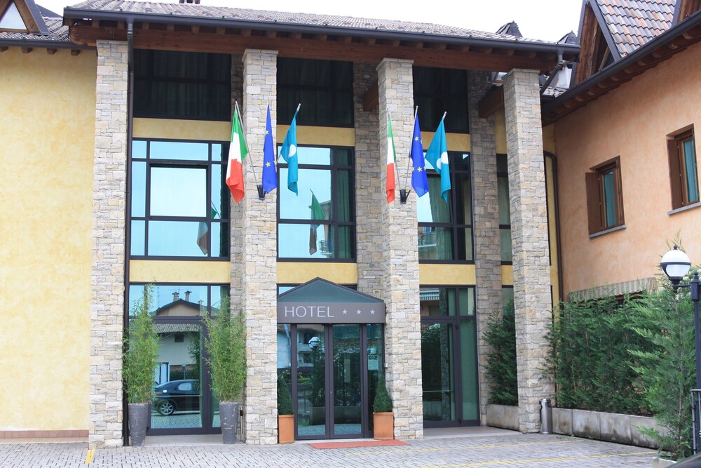 Sole della Franciacorta Hotel & Restaurant pet-friendly hotel Capriolo