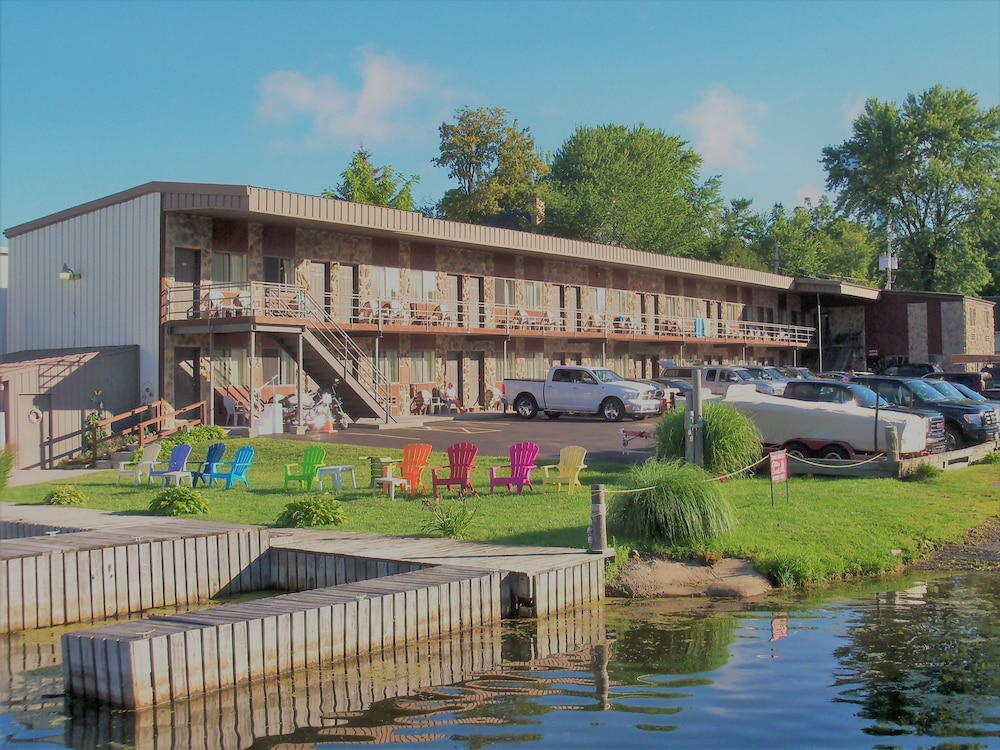 Otter Creek Inn — hotel in Alexandria Bay
