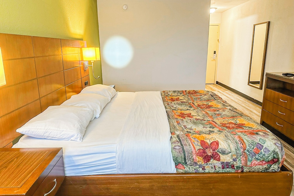 Jackson Hotel & Convention Center - photo 20
