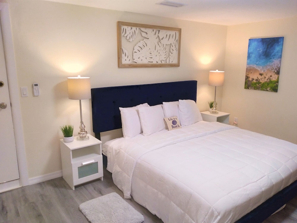Latitude 26 Waterfront Boutique Resort Fort Myers Beach - photo 8