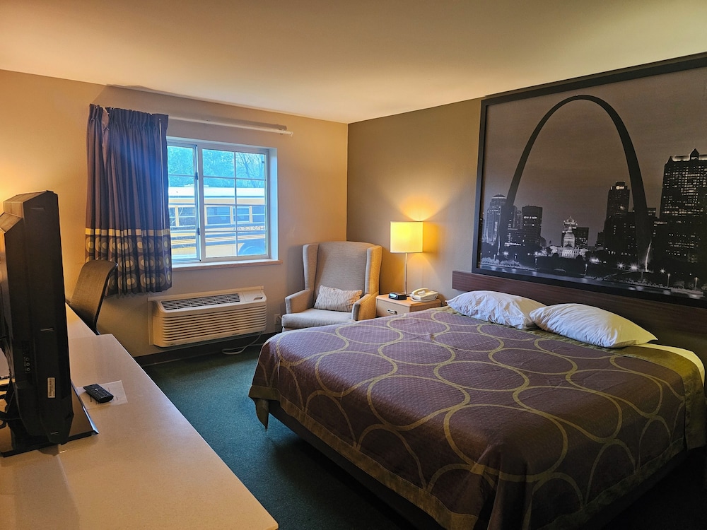 Super 8 by Wyndham Ava - photo 19