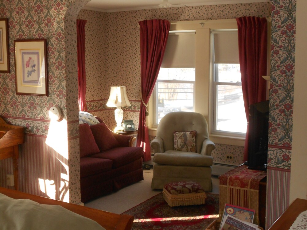 Eastman Inn - photo 18