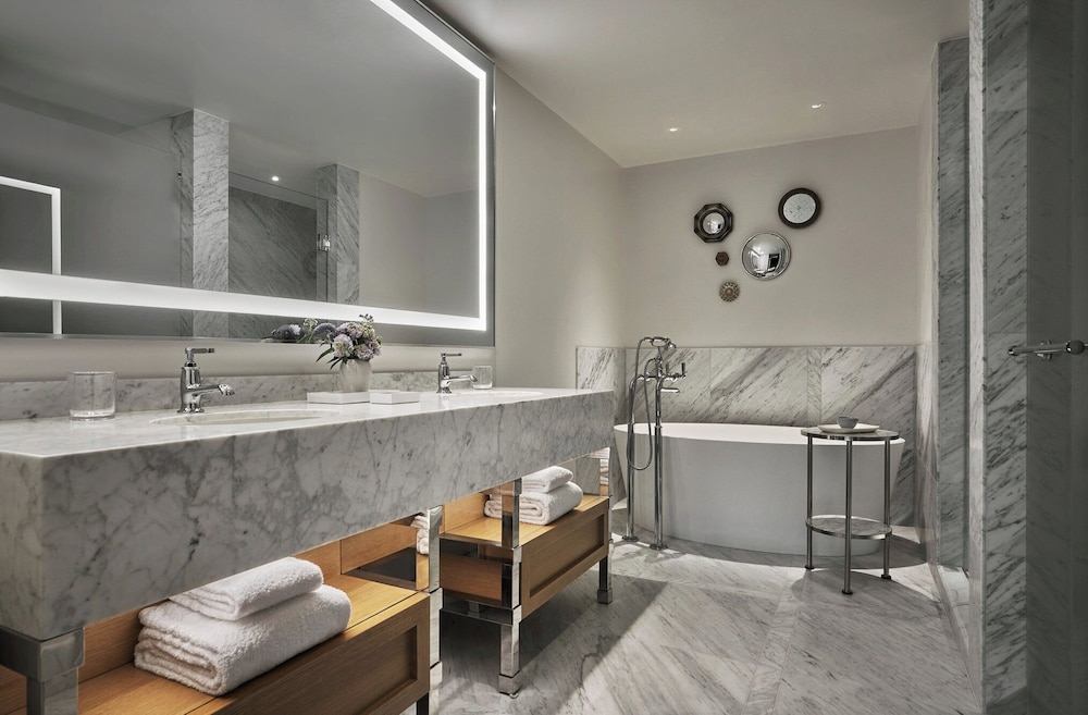 Four Seasons Hotel New Orleans - photo 45