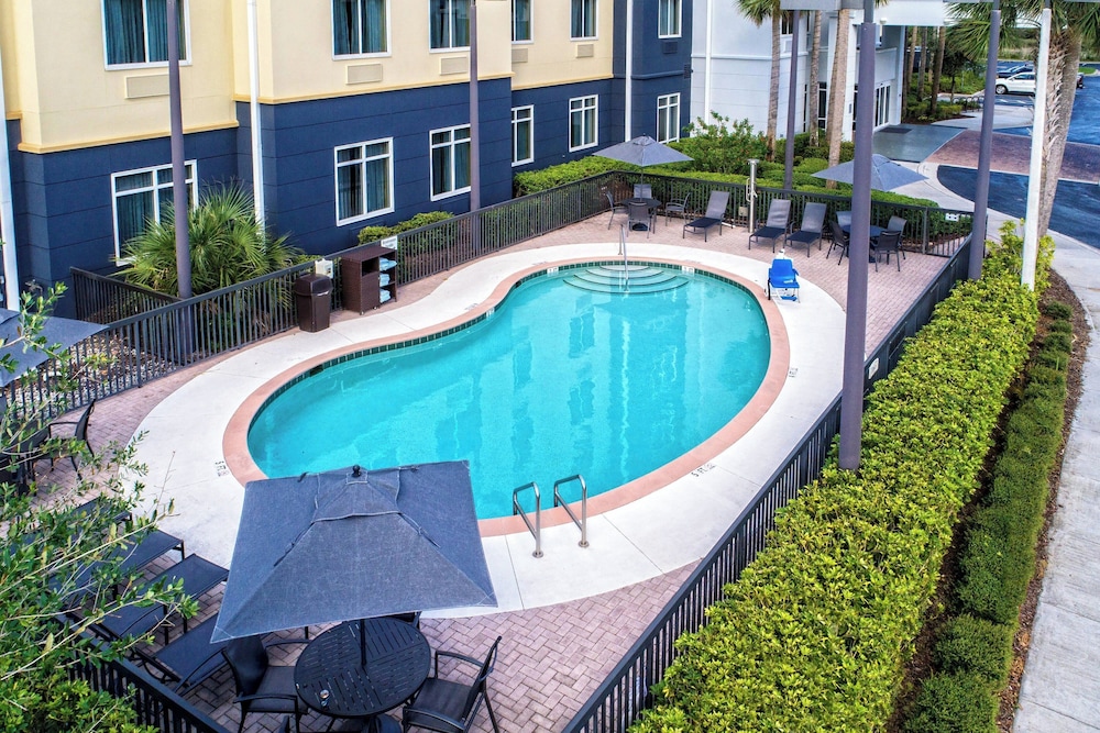 Fairfield Inn & Suites by Marriott Naples - photo 16