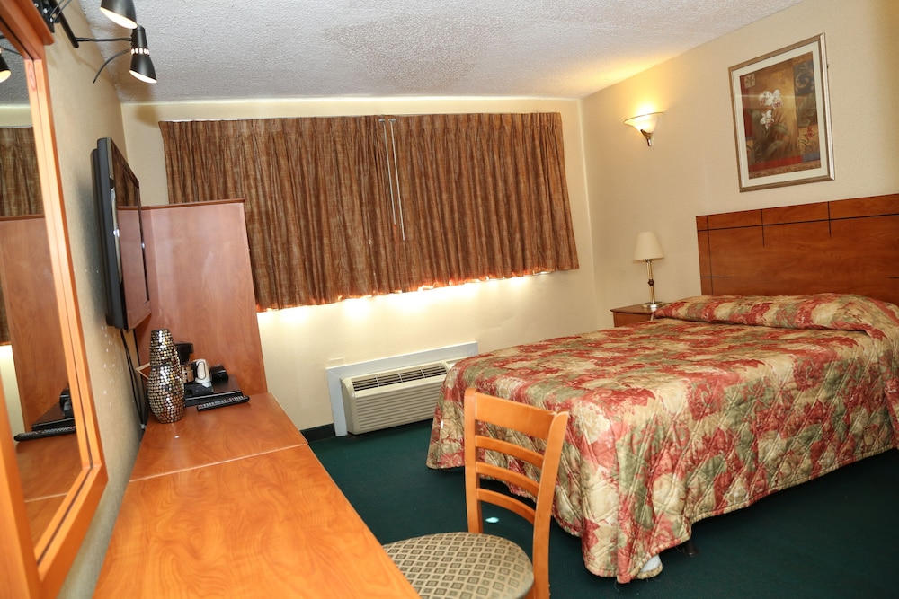Jfk Inn - photo 15