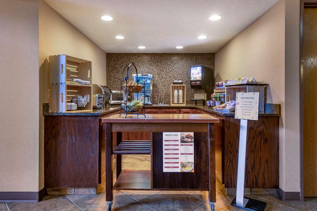 Best Western Plus Chelsea Hotel - photo 43