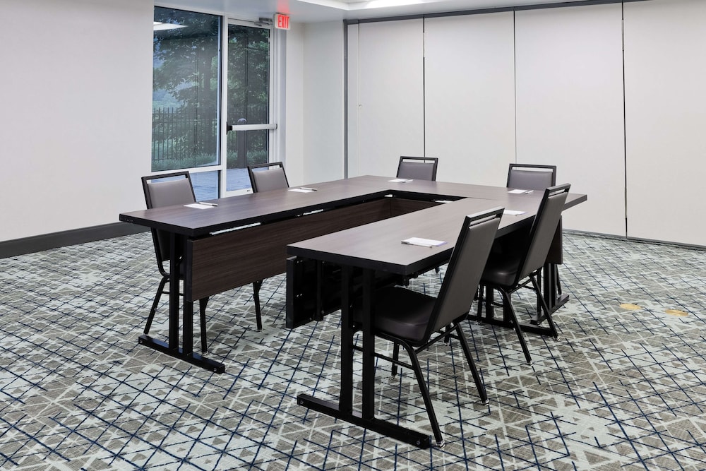 Hilton Garden Inn Birmingham SE Liberty Park - photo 33