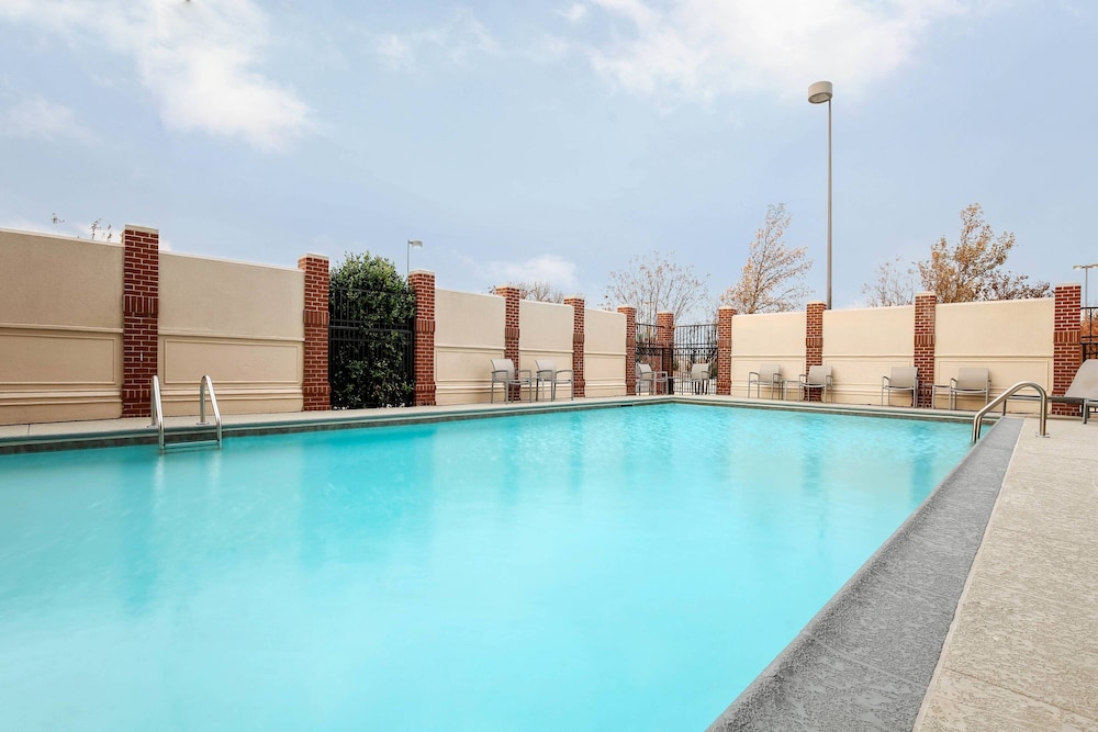 Springhill Suites Marriott Quail Springs - photo 16