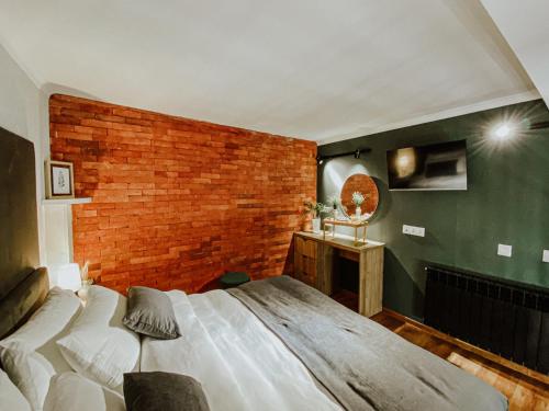 Luxury Duplex Suites City Center