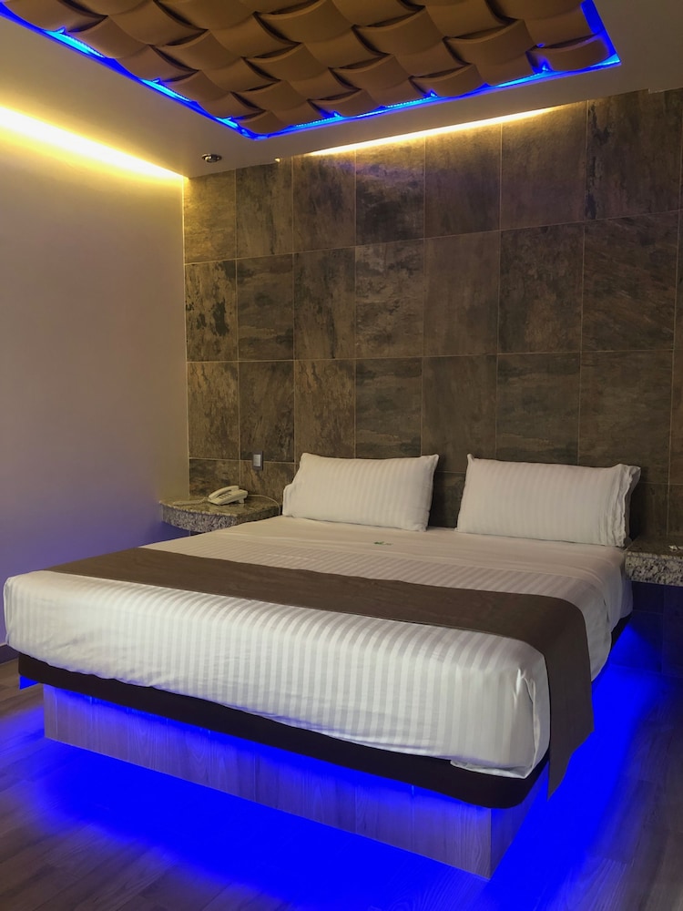 Hotel Jard Inn Adults only