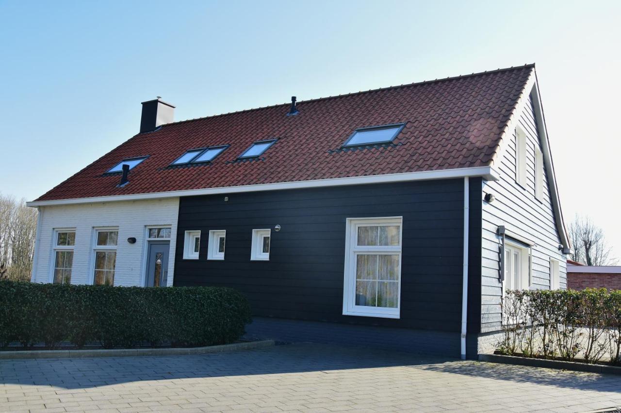 Woning zeldenrust 6 — 4-Star Luxury Hotel in Oostkapelle, Netherlands