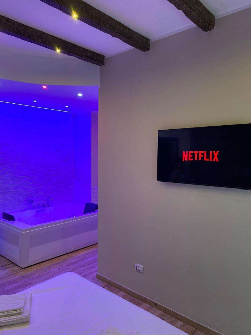 B&B New Paris & Suite — 4-Star Luxury Hotel in Taranto, Italy