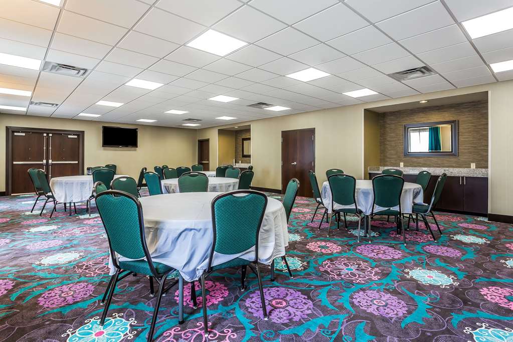 Comfort Inn & Suites Newcastle Oklahoma City - photo 21