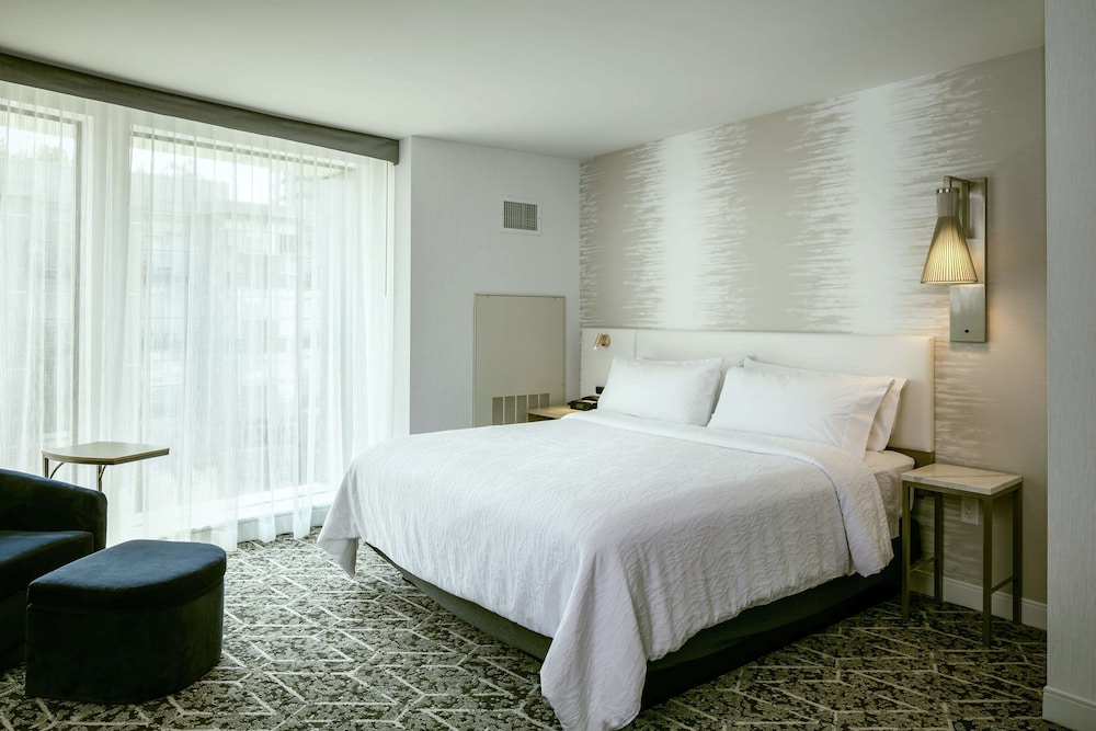 Hilton Garden Inn Seattle Bellevue Downtown WA - photo 18