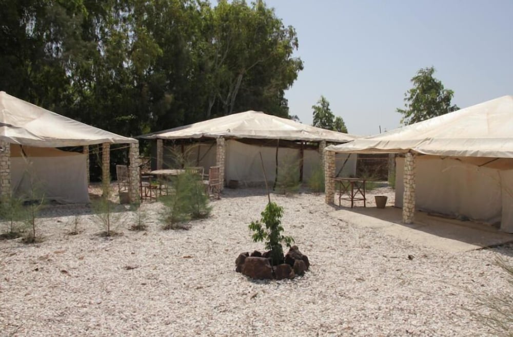 Le Campement Calao Du Lac Rose Glamping in Kayar, Senegal