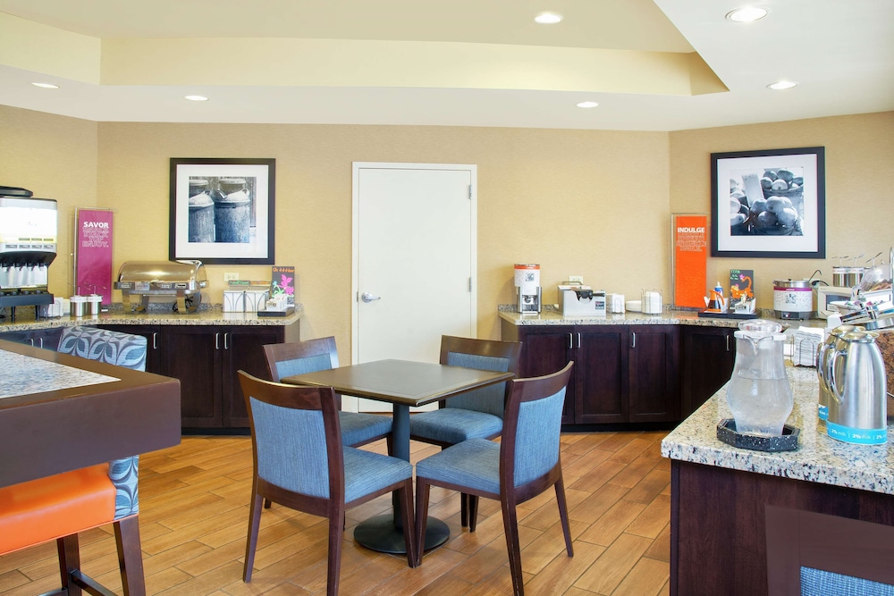 Hampton Inn by Hilton Merrillville - photo 22