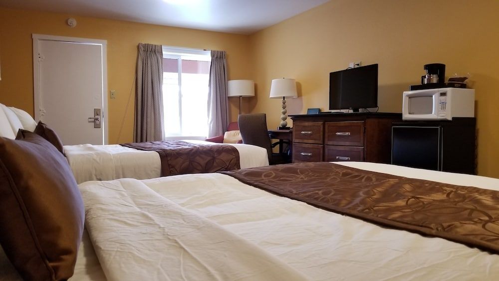 The Forks Motel - photo 35