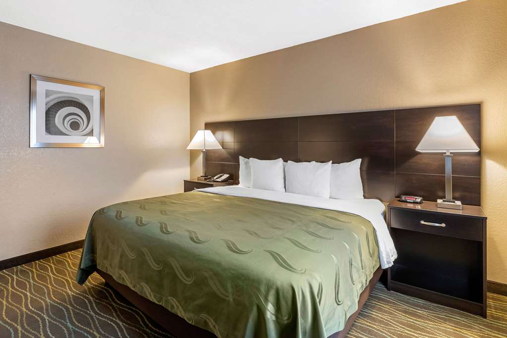 Quality Inn & Suites Des Moines Merle Hay Road - photo 29