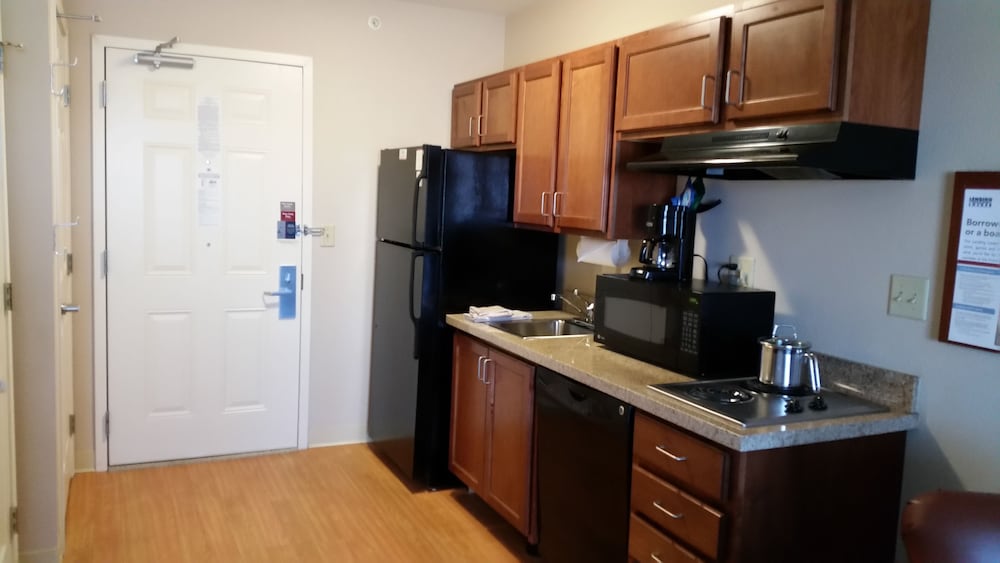 Candlewood Suites Gillette an IHG Hotel - photo 2