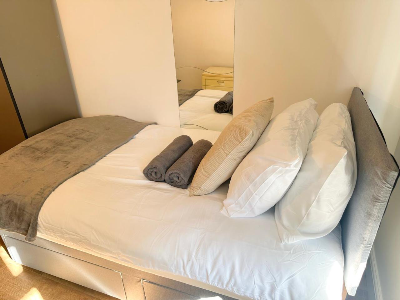 Lancing Serviced Accommodation - carbon neutral hotel in Lancing