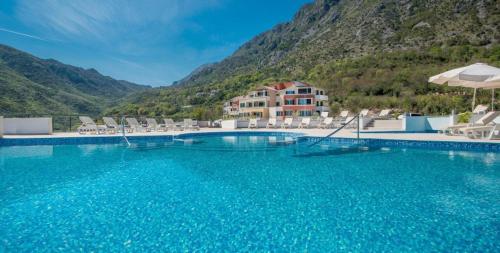 Lavender Bay Apartment C12 — 4-Star Luxury Hotel in Podgorica, Montenegro