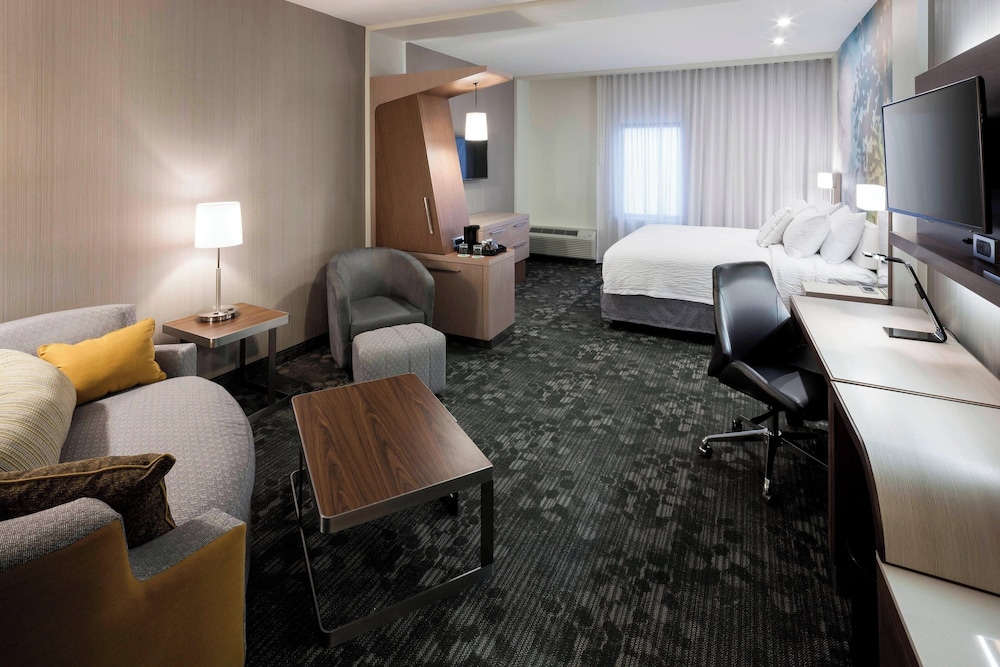 Courtyard by Marriott Houston North Shenandoah - photo 11