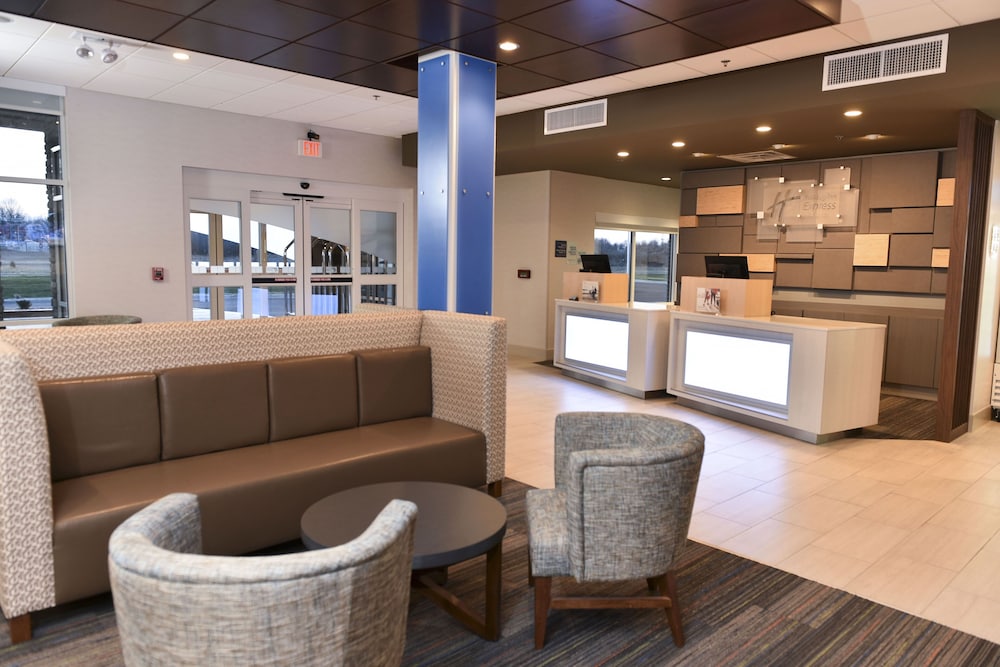 Holiday Inn Express & Suites Madisonville by IHG - photo 31