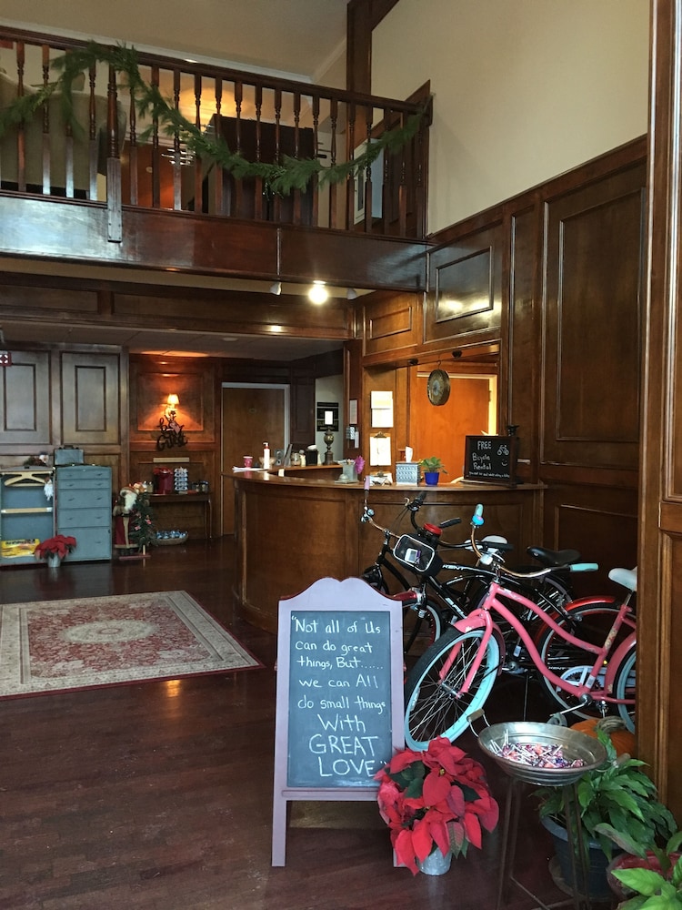 Colts Neck Inn Hotel - photo 6