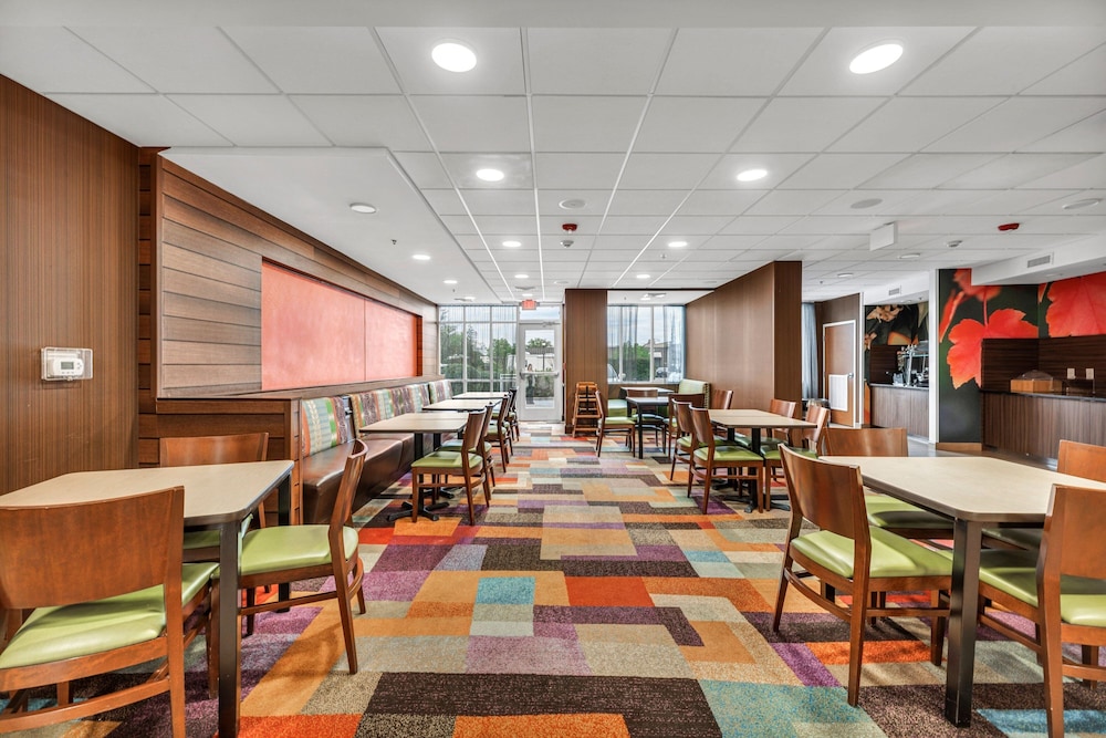 Fairfield Inn & Suites by Marriott Lumberton - photo 34