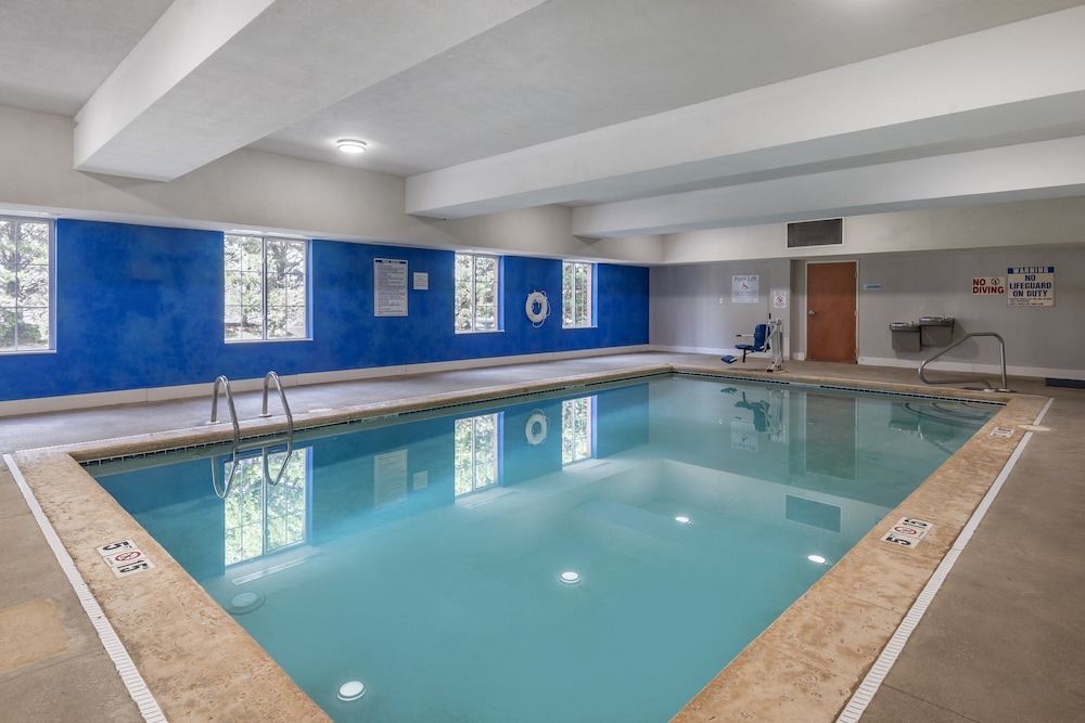 Holiday Inn Express Charlotte West Gastonia by IHG. - photo 20